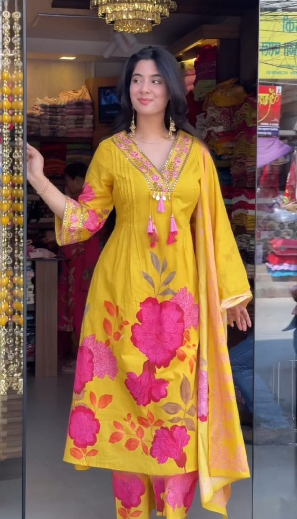 Fommi Heavy Fancy gown set with Dupatta