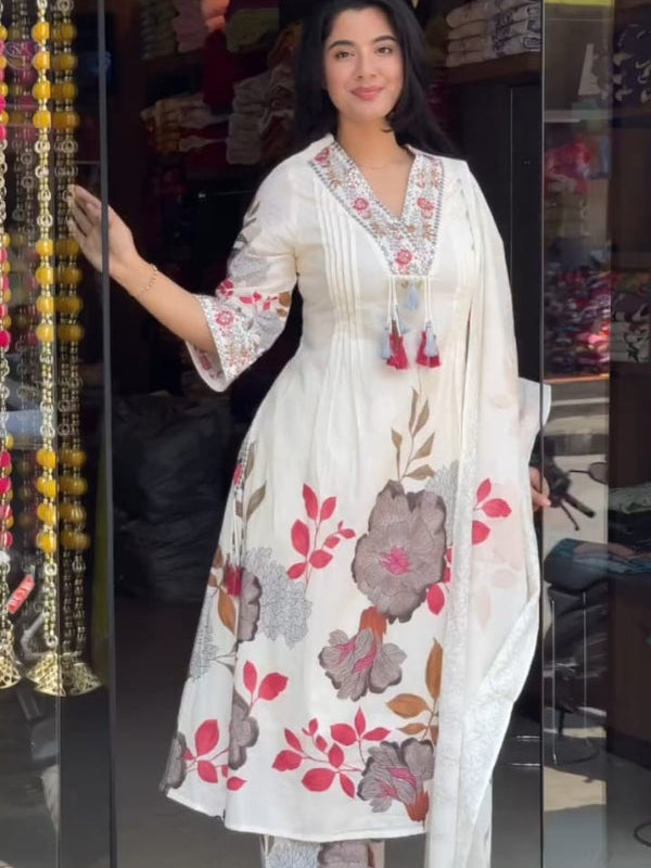 Fommi Heavy Fancy gown set with Dupatta