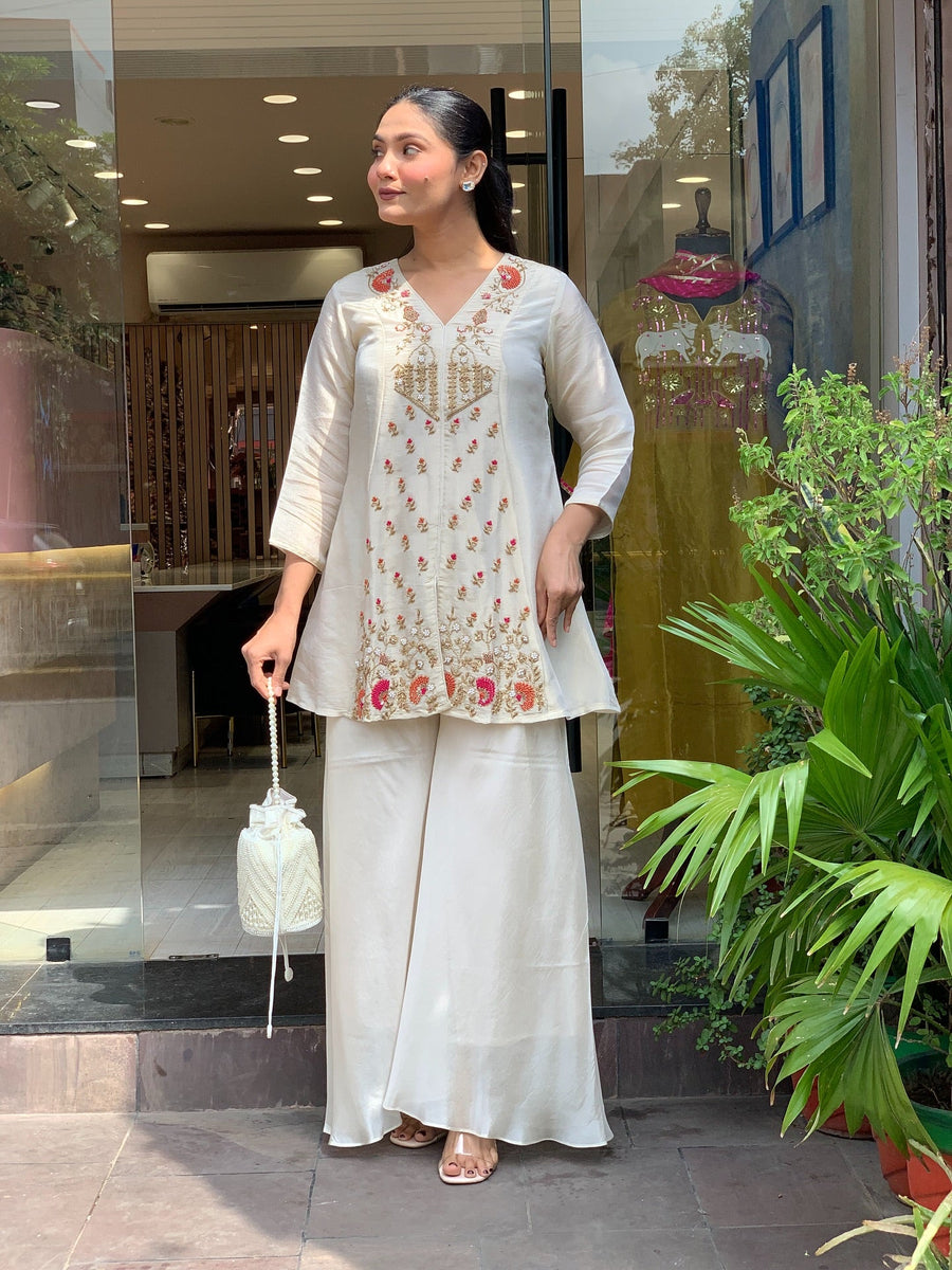 Gulnaar Embroidered Kurta Set for women