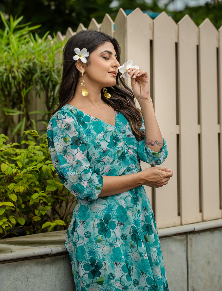 Kudbi Jiyaa Stylish Print Gown For Women.
