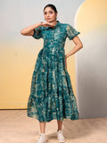 Saajida Trendy Style Collared Frock.