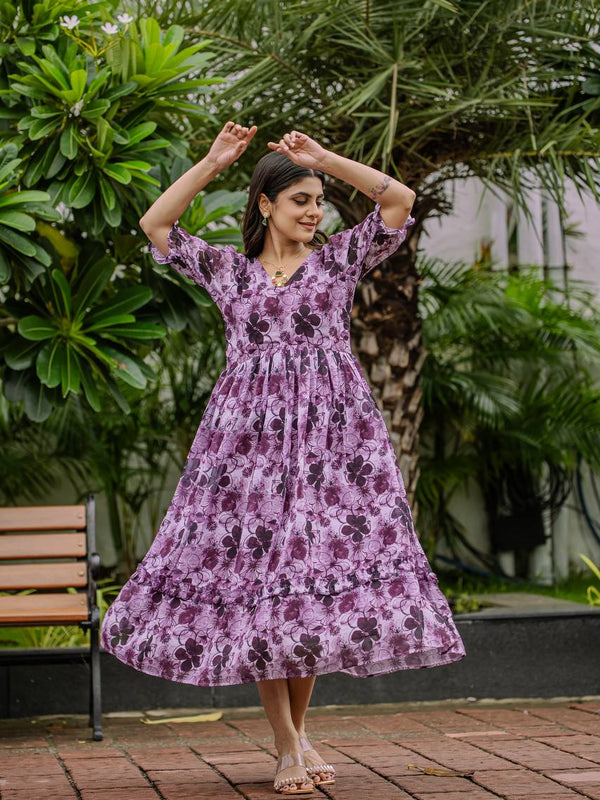 Kudbi Jiyaa Stylish Print Gown For Women.