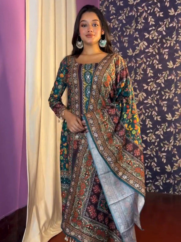 Jannat Green Suit & Dupatta set.