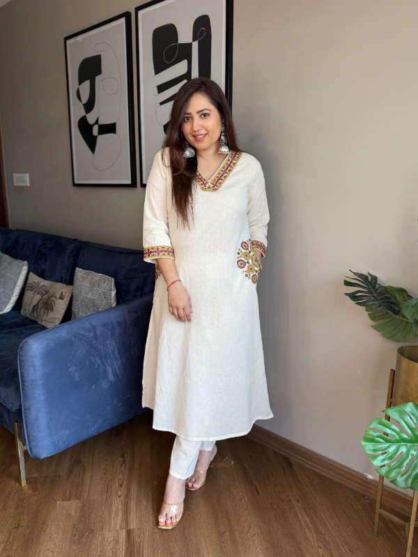Aabha Pure Khadi Cotton Color Threads work pair set